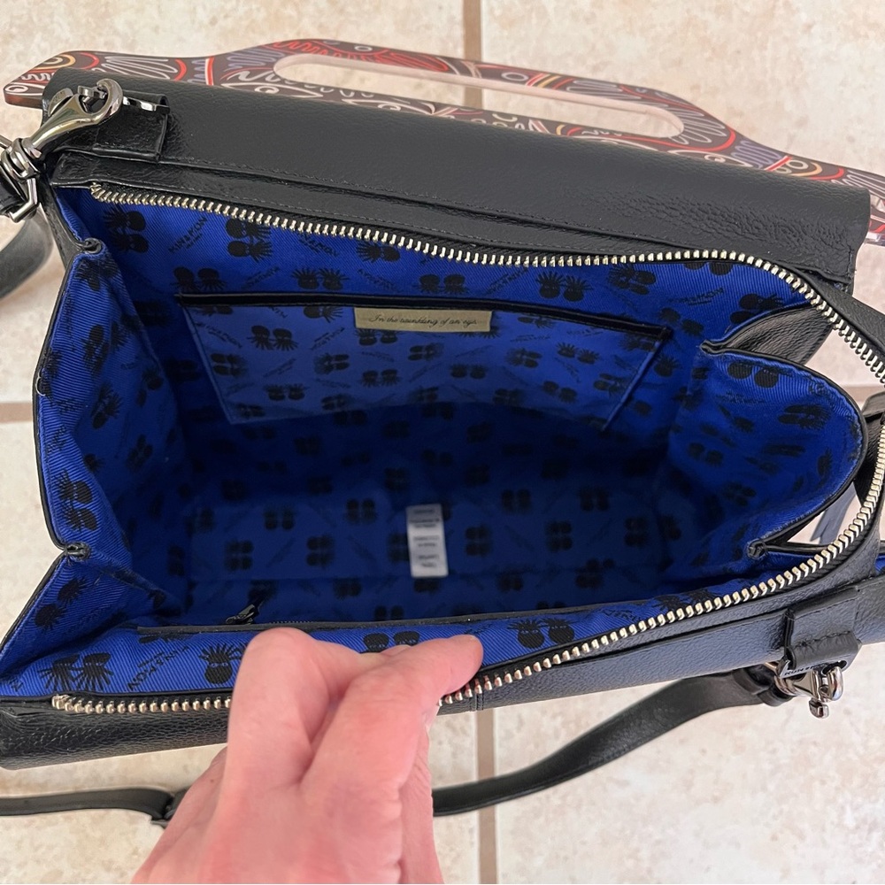 Min & Mon Manuel Octopus Leather Crossbody Bag - Picture 7 of 8
